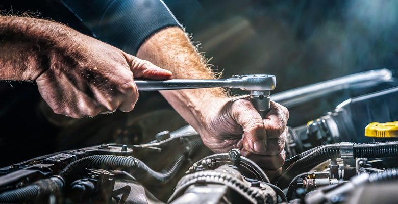 چرا کلنیک تخصصی و مکانیکی ایسوزو غلامی در مشهد را انتخاب کنیم؟